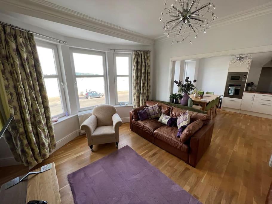 Fantastic 3 Bedroom Holiday Home Millport Dış mekan fotoğraf